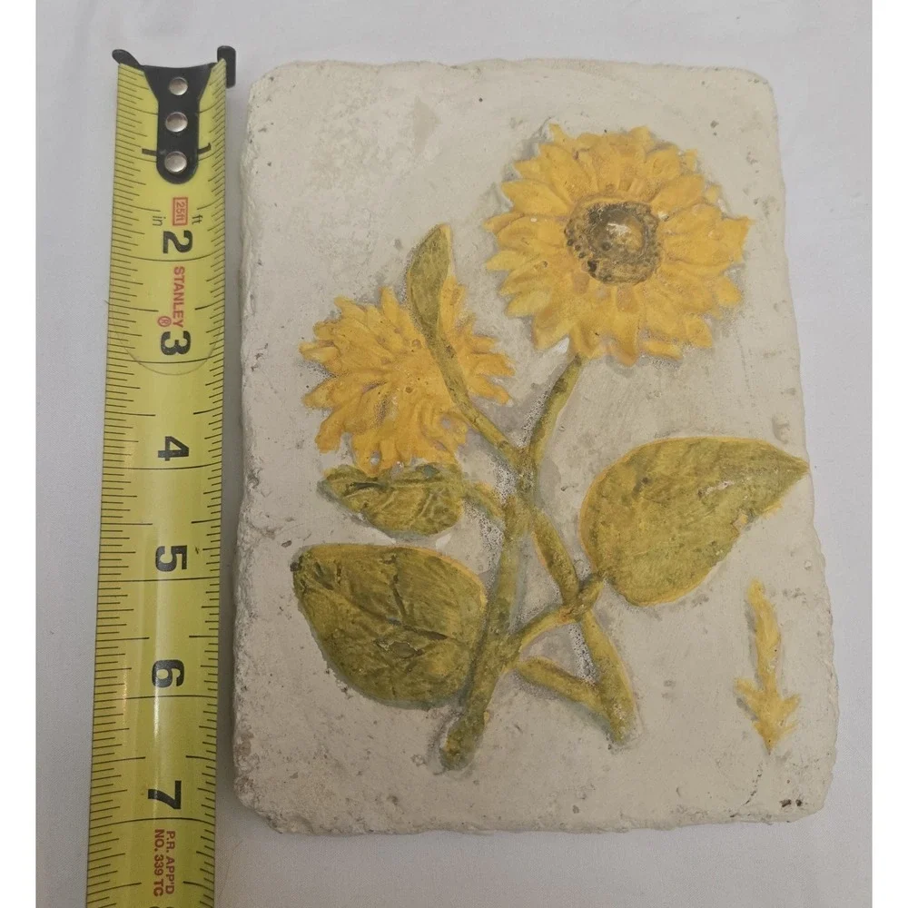 Beautiful Vintage Chalkware Sunflower Wall Art Plaque ~ 5x7 Great Condition